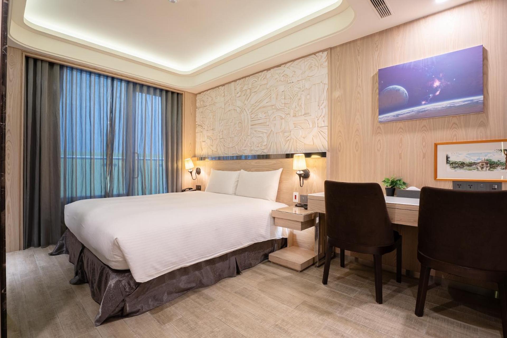 Guide Hotel Taichung Ziyou Eksteriør bilde