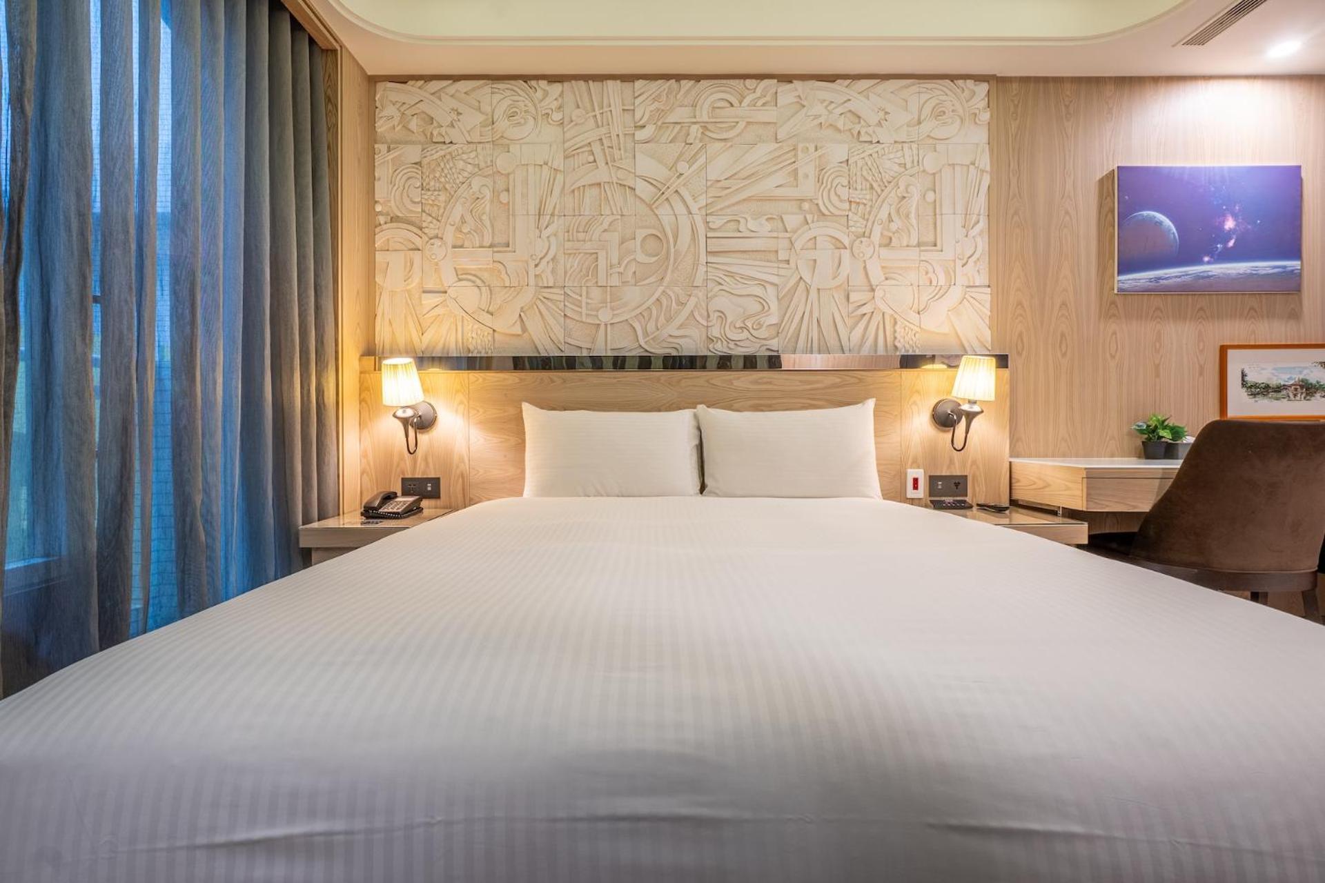 Guide Hotel Taichung Ziyou Eksteriør bilde